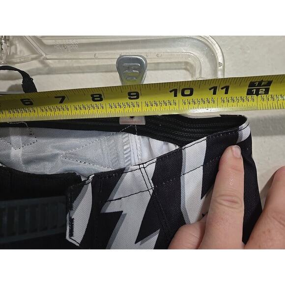 Fox Racing 180 Motocross Motorcycle Riding Pants Size 10/26 White Black Gray - Picture 13 of 14